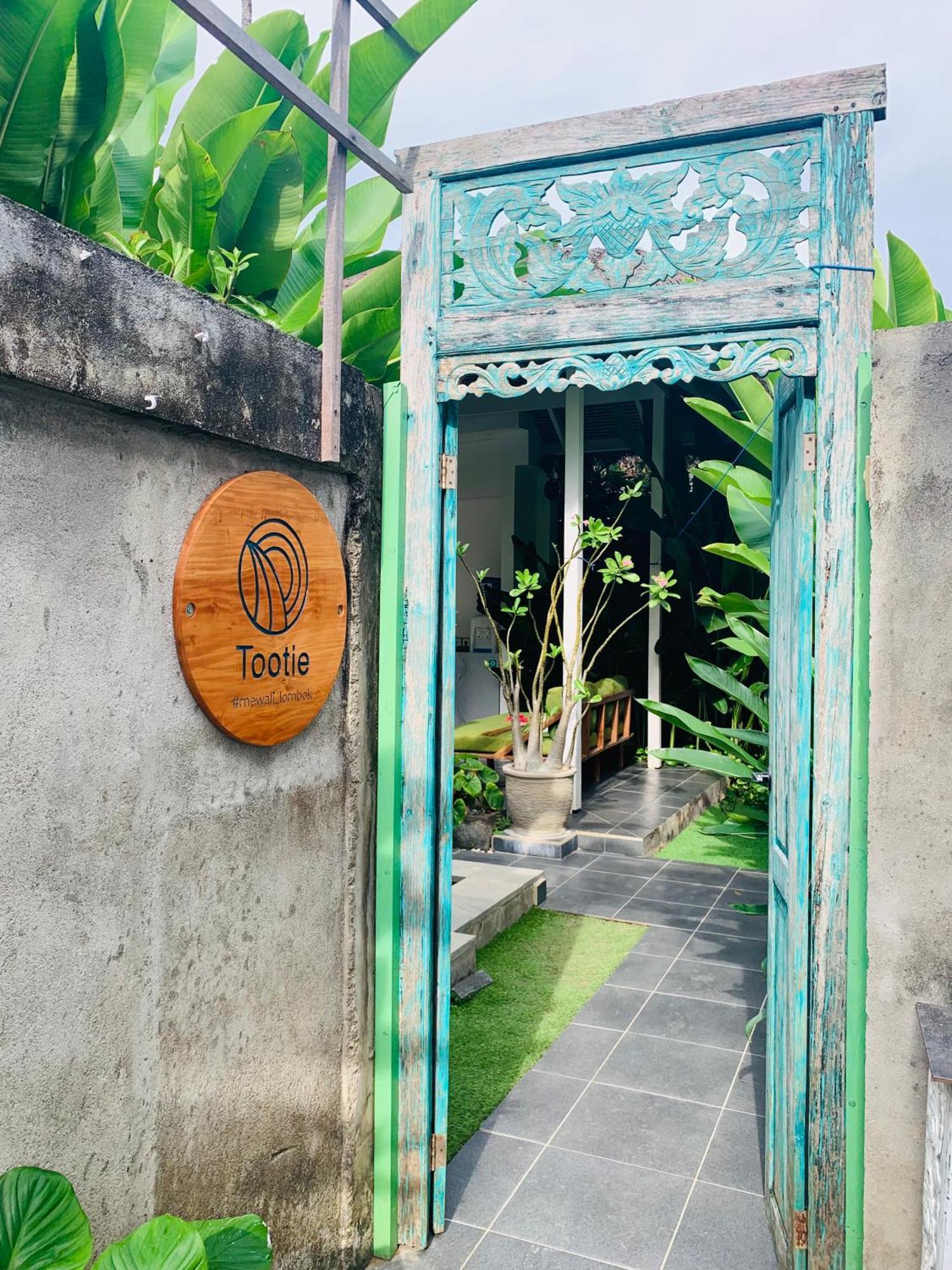 Mewali Villa'S Kuta  Eksteriør bilde